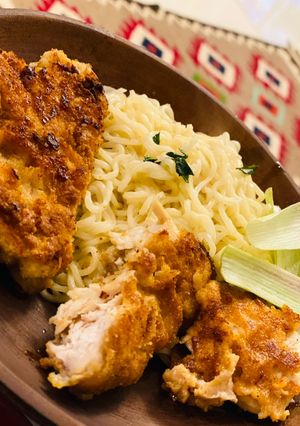 عکسی از دستور نودل با مرغ سوخاری