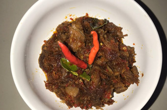 Bagaimana Membuat Daging Oseng Mercon Murah
