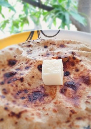 A picture of Butter Paratha.