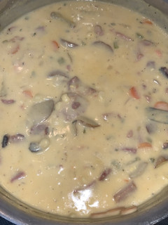 A picture of Ham and corn chowder.