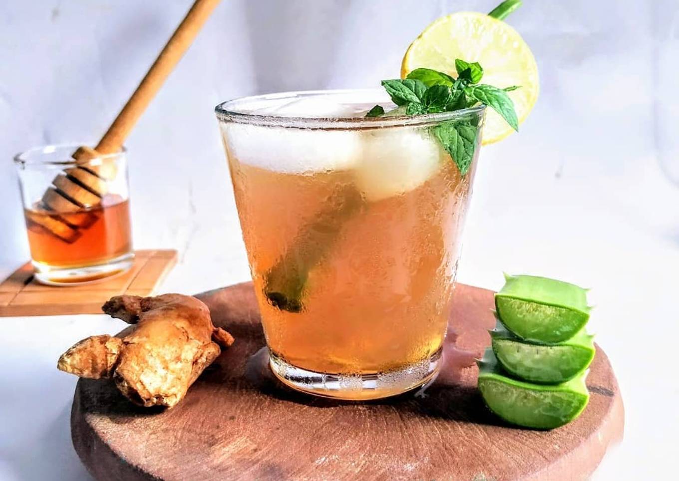 Aloe Gooseberry Ginger Elixir