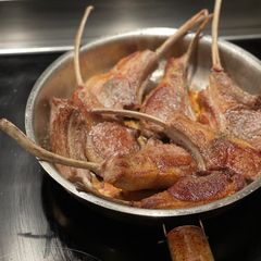 A picture of 🐑 Lamb chops - balsamic sauce.