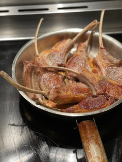 A picture of 🐑 Lamb chops - balsamic sauce.