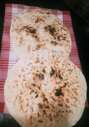 صورة لوصفة كسرة بالفرينة. فطير الفرينة او المغيز
