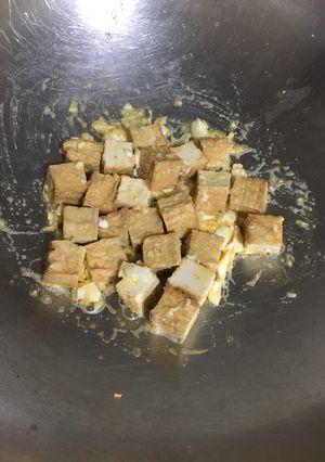 金沙豆腐 的食譜成品照片