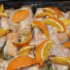 Una foto de Salmón al horno a la naranja