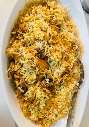 A picture of Chicken Biryani.