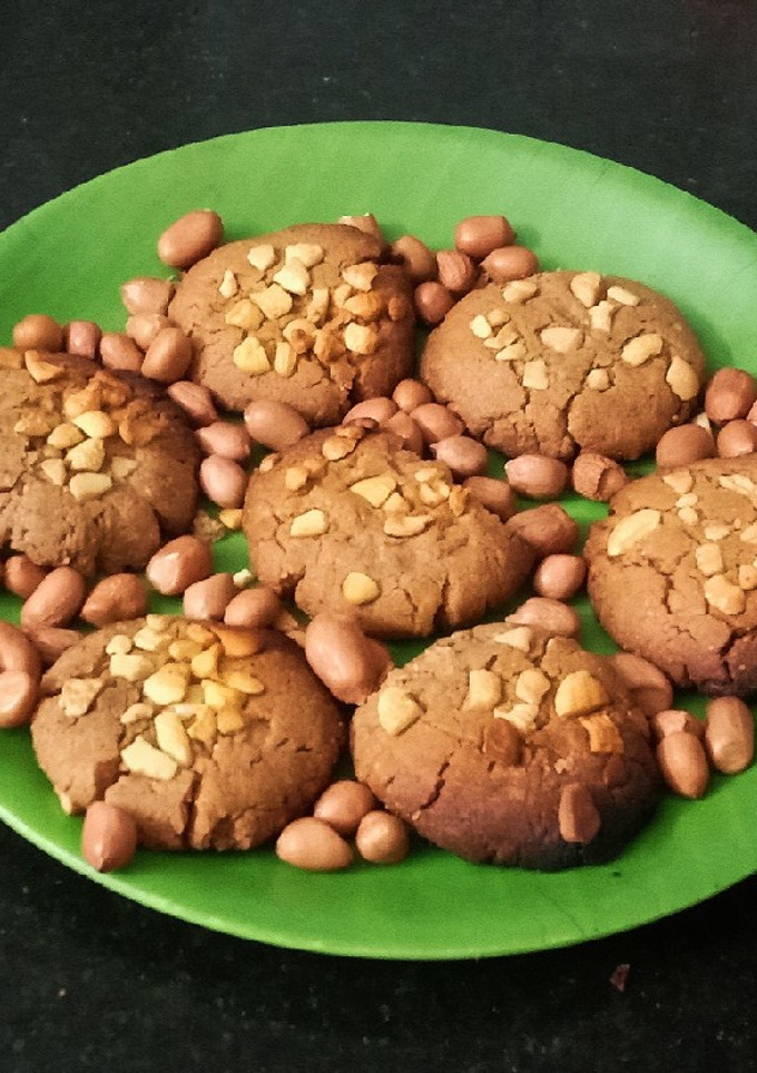 பீநட்ஸ் குக்கீஸ் (Peanut cookies recipe in tamil) செய்முறை முக்கிய புகைப்படம்
