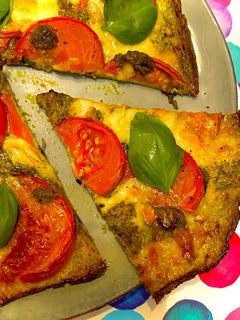 Una foto de Pizza con Masa de Brócoli