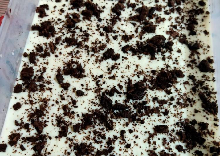 10 Resep: Dessert Box Pudding Regal Topping Oreo Anti Gagal!
