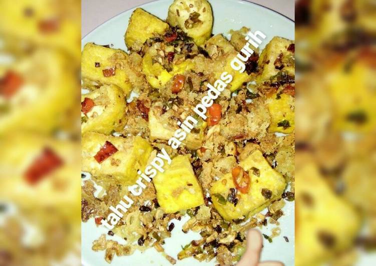 Tahu rinyuh (tahu crispy asin pedas gurih)