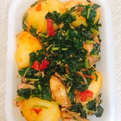 A picture of Kiddies meal..irish potato and veg pottage.