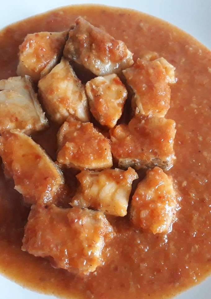 Una foto de Lomos de bacalao a la vizcaina