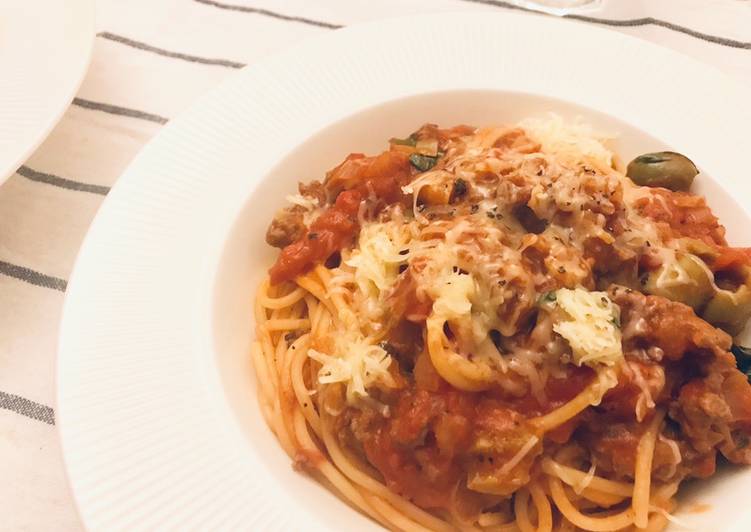 Recipe of Quick Easy Spaghetti Bolognese 🍝