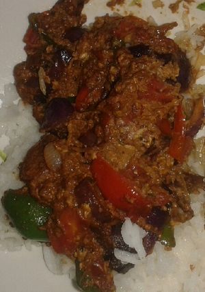 A picture of Quick fix rice and eggs.