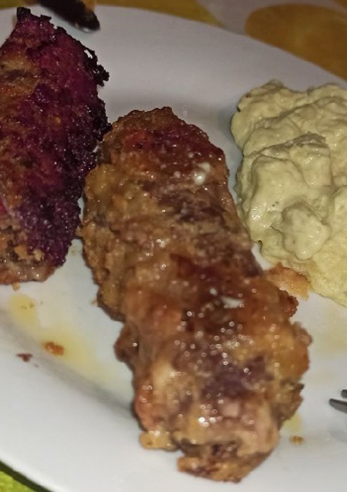 Una foto de Rollitos de ternera, pimiento piquillo y queso semicurado