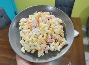 Una foto de Sopa fría con salchicha (guarnición)