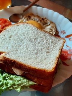 চীজ ক্লাসিক স্যান্ডউইচ (cheese classic sandwich recipe in Bengali) রেসিপির প্রধান ছবি
