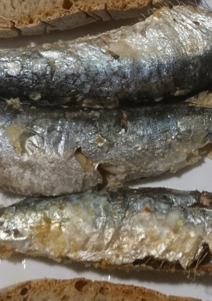 Una foto de Sardinas asadas en el horno 🐟