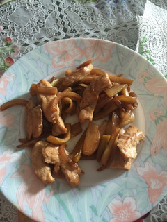 Una foto de Salteado de pollo