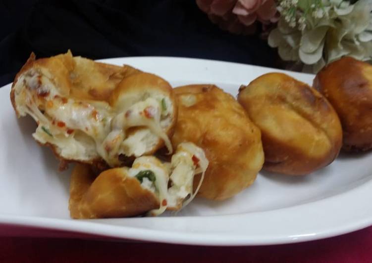 Recipe of Pizza Fried Bombs