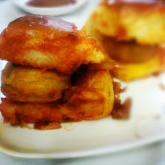 A picture of Masala vada pav.