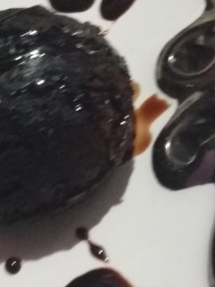 मिनी चोको लावा बॉल (Mini choco lava ball recipe in hindi) रेसिपी मुख्य फोटो