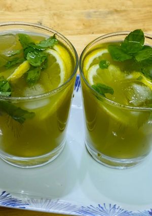 A picture of Mint lemonade.