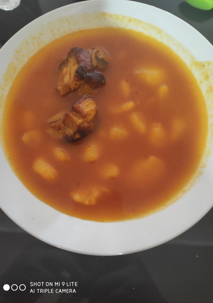 Una foto de Guisado de carne con patatas