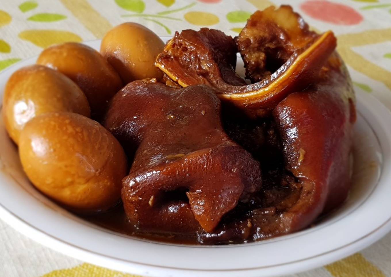 Babi dan Telur rempah kecap (Phak low Te hie & Neeng)
