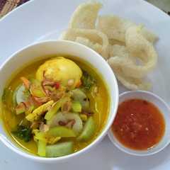 รูปของ Lontong Sayur