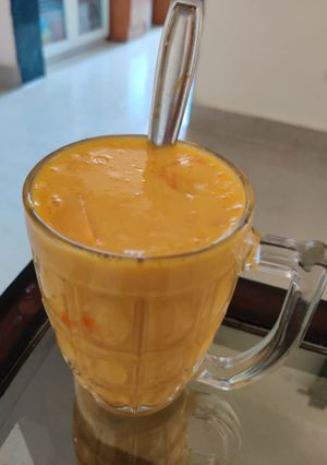 A picture of Mango lassi.