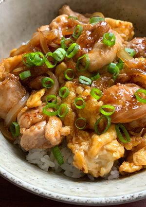 A picture of Scrumptious Chicken & Egg Rice Bowl.