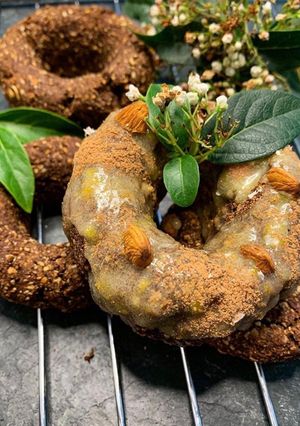 Una foto de Donas saludables de chocolate, almendras y naranja!