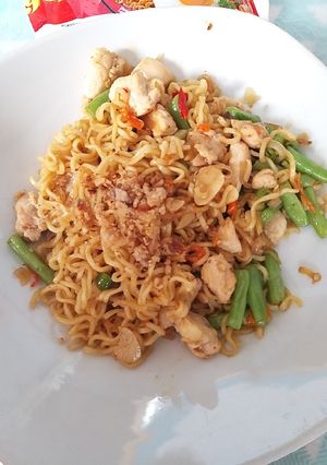 Foto resep Mie Goreng Simpel Anti Ribet (Indomie Goreng)
