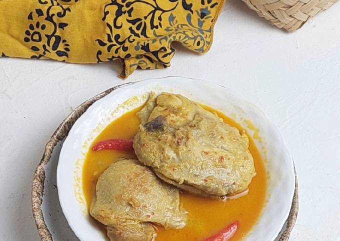 Resep Opor Ayam Bumbu Kuning Oleh Elvira Agustina Cookpad