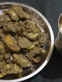 कुट्टू के पकोड़े (Kuttu ke Pakore recipe in Hindi) रेसिपी मुख्य फोटो