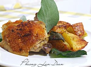 Hình của món Gà đút lò với khoai tây.