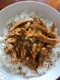 Cerdo con almendras y chalotas