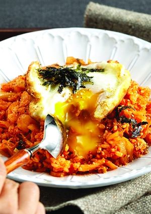 東販小食堂：泡菜炒飯 的食譜成品照片