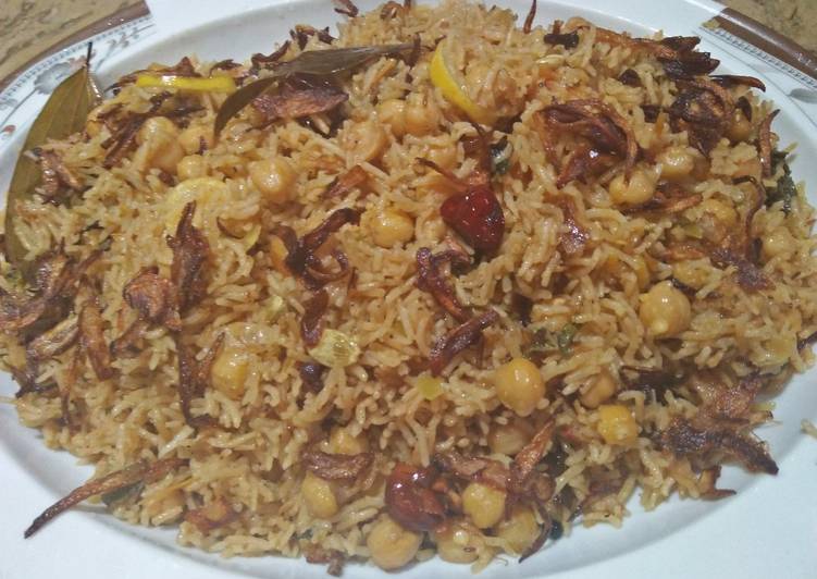 Steps to Prepare Quick Chana degi biryani