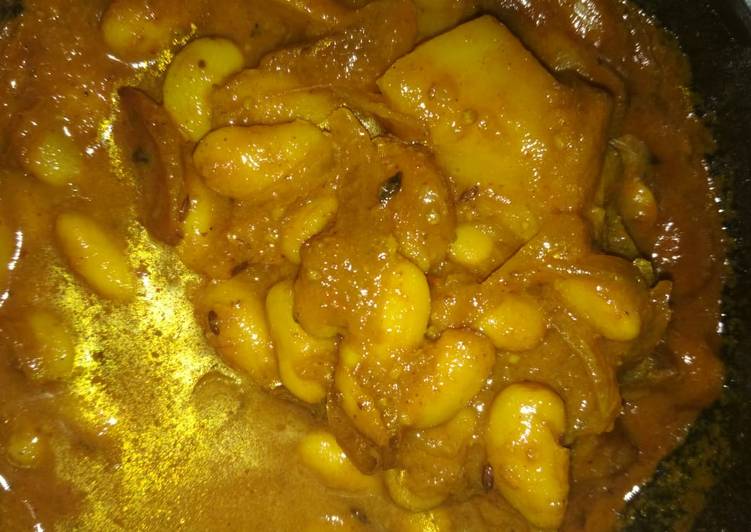 White rajma curry