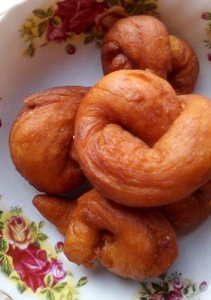 A picture of Coconut Doughnuts.