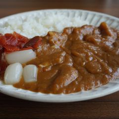 A picture of Easy Melt-in-Your-Mouth Beef Tendon Curry (Pressure Cooker Gyusuji Curry Recipe).