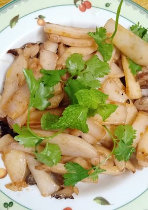 Hình của món Mực xào chua ngọt.