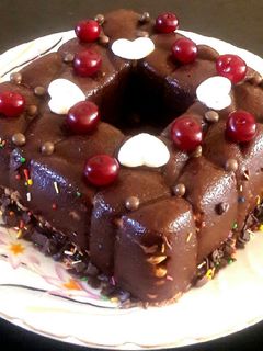 عکسی از دستور کیک یخچالی آلبالو