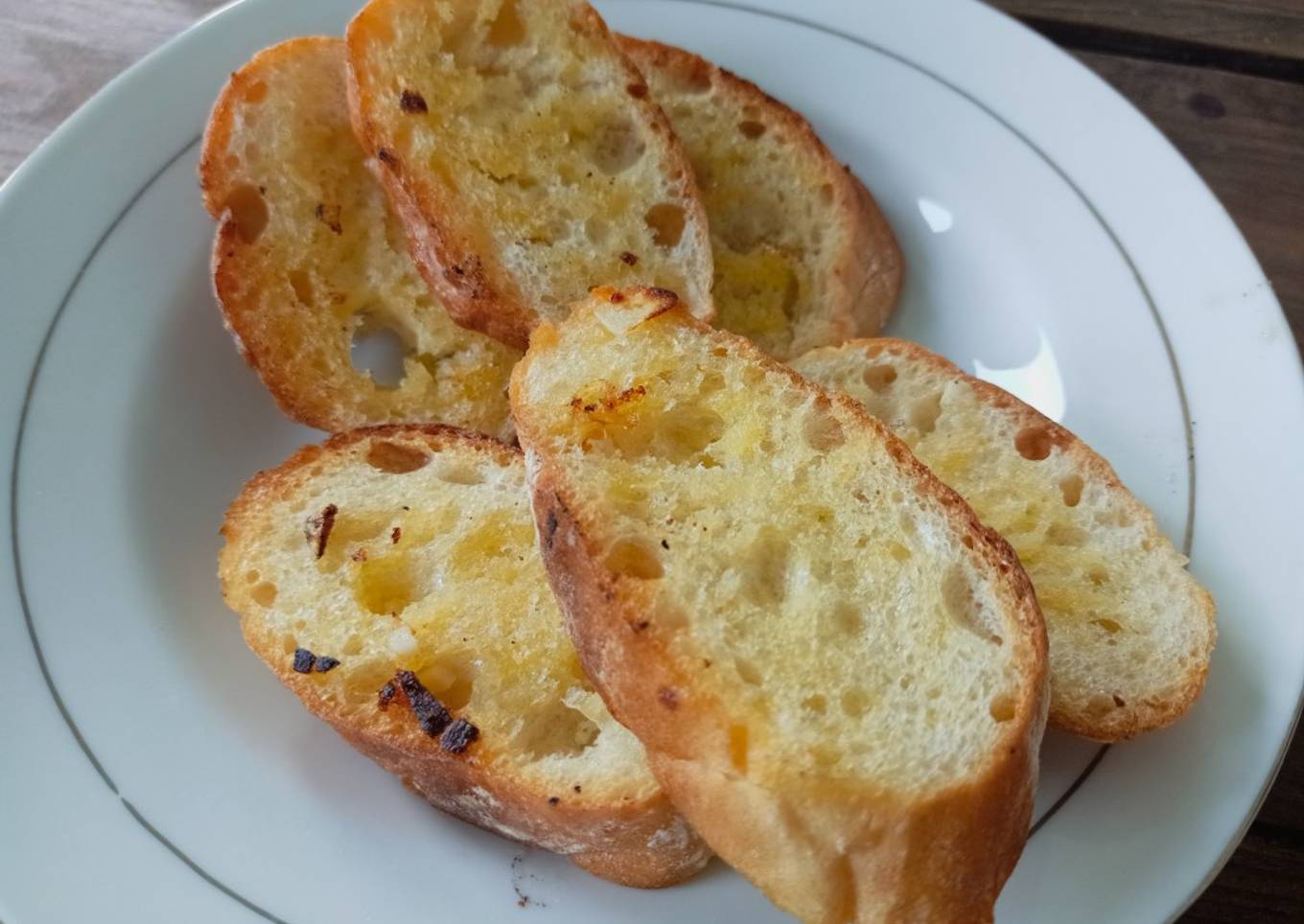 Garlic bread (mudah dan enak)