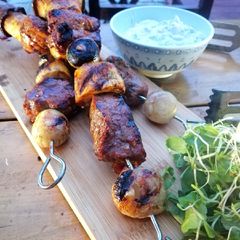 A picture of Beef skewers a'la Stroganoff.