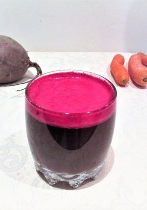 Foto principal de Licuado de remolacha y zanahoriapara mejorar la salud hepática
