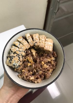 รูปของ ข้าวกล้องผัดไข่ เทมเป้สด - เมนูข้าวกล่อง